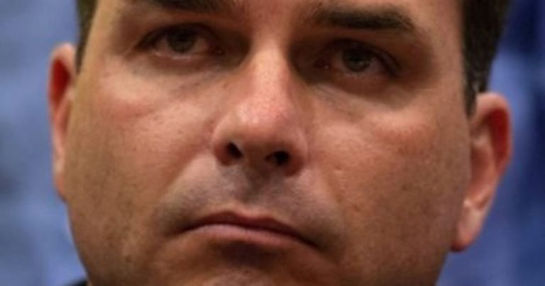 Flávio Bolsonaro renuncia a cargo na Mesa Diretora do Senado