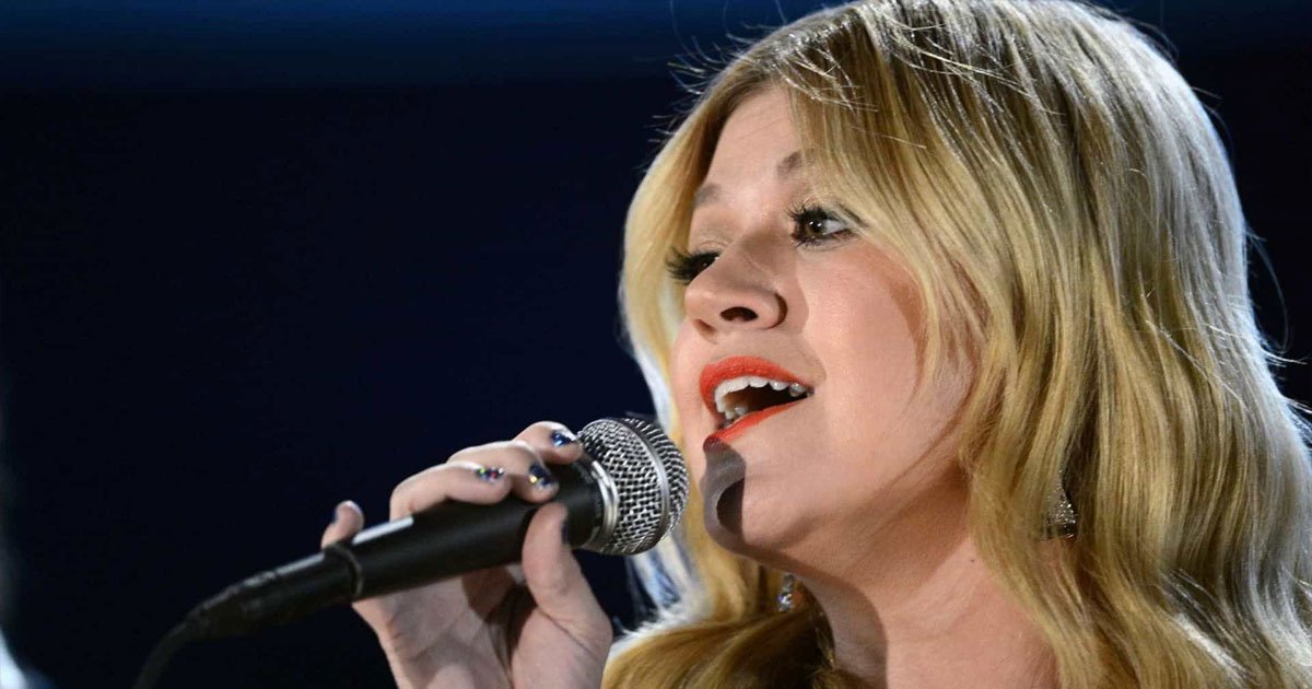 Kelly Clarkson pode ter de pagar mais de R$ 2 milhões mensais ao ex após divórcio