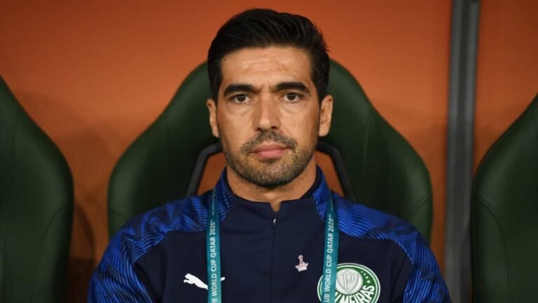 Abel admite erros, mas vê Palmeiras firme na briga pelo título do Brasileirão