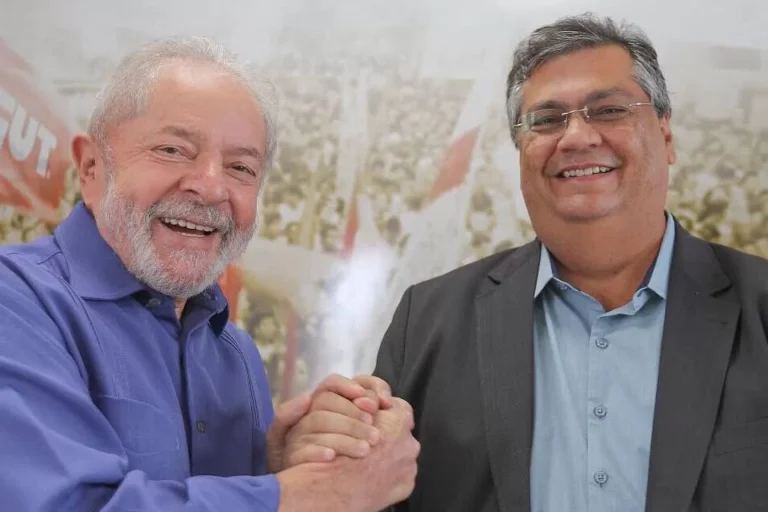 Dino entrega a Lula pacote de ideias para ampliar segurança na Esplanada e evitar atos golpistas