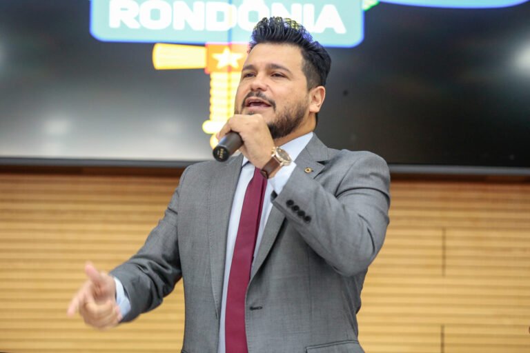 GASTOS MILIONÁRIO – Presidente da ALE RO Marcelo Cruz, gastou quase um milhão de reais entre salários, diárias e verba Indenizatória