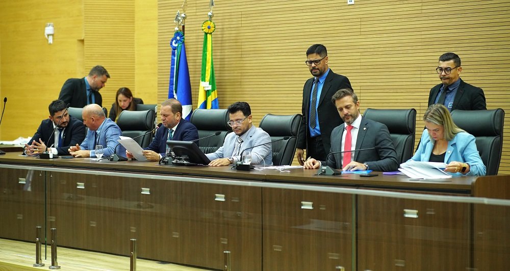 ABERRAÇÃO: ALE/RO volta atrás e quer barrar empréstimo de quase R$ 1bilhão para o Estado